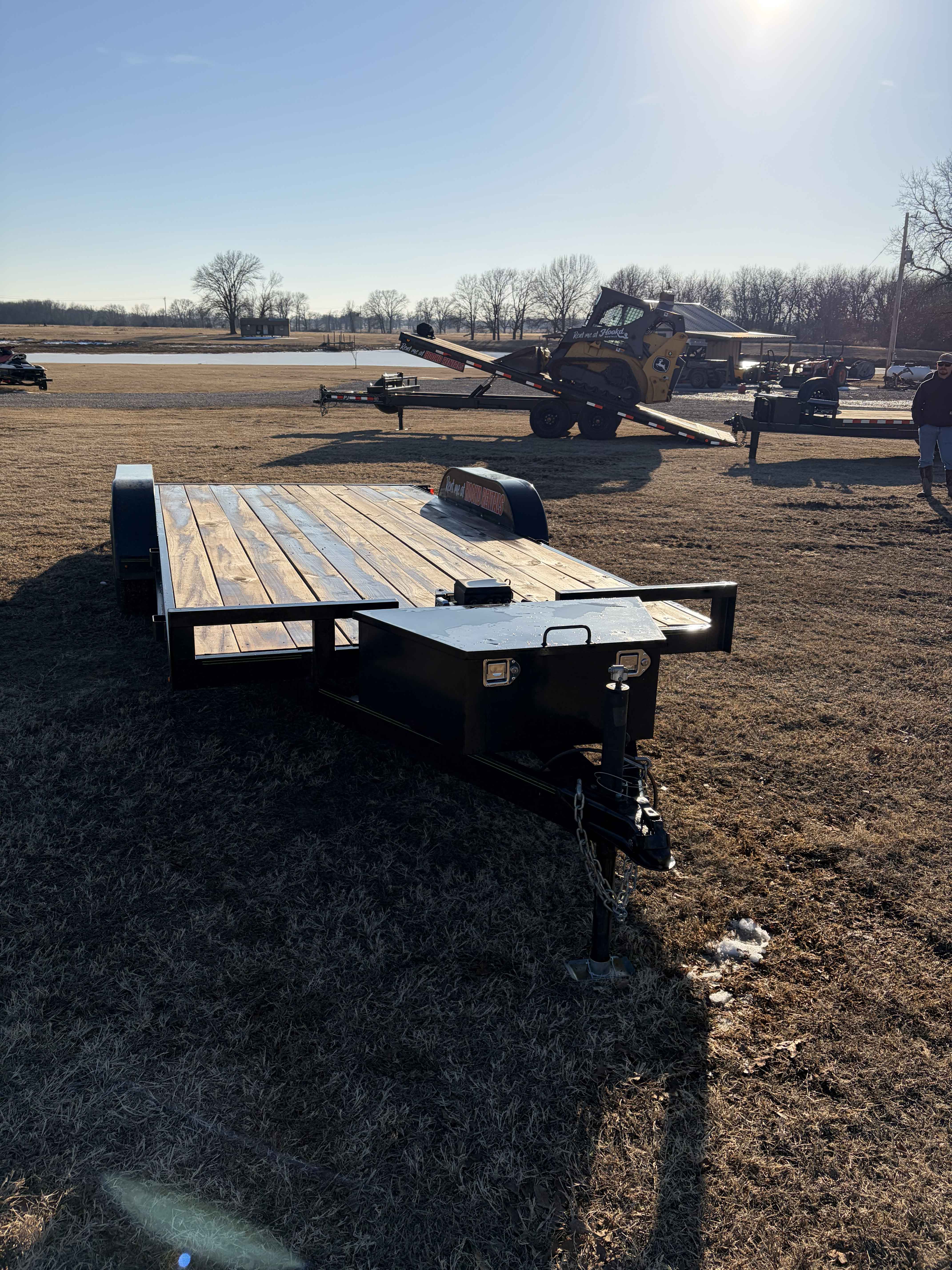 18' Car Hauler - Professional rental equipment showing specifications and features. Image 1 of 3